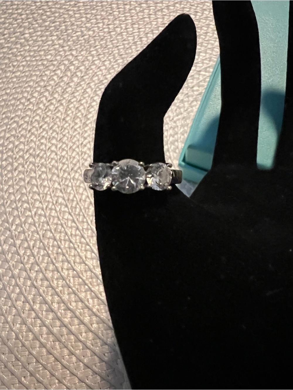 ATI Elegant 925 Silver Three-Stone Cubic Zirconia Ring - Clear